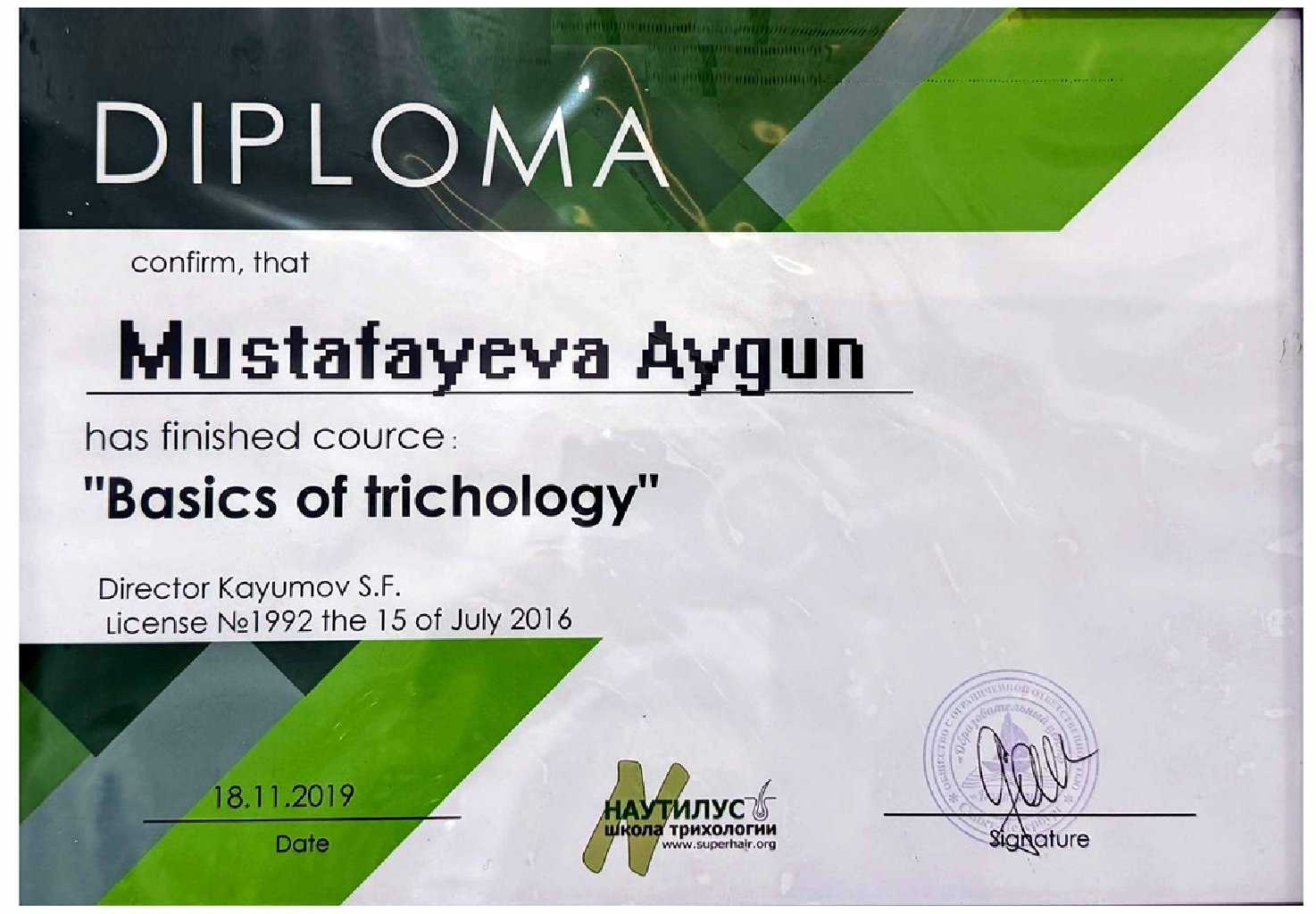 Aygün Mustafayevanın sertifikatı: Trixologiyanın əsasları